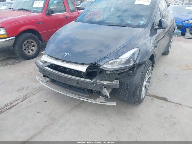 2024 TESLA MODEL Y 7SAYGDEE5RA227483 Photo 5