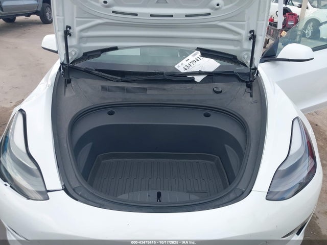 2023 TESLA MODEL 3 5YJ3E1EA8PF426472 Photo 9