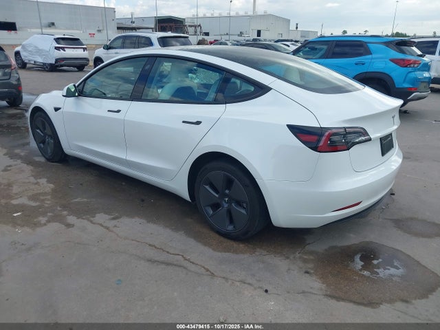 2023 TESLA MODEL 3 5YJ3E1EA8PF426472 Photo 2