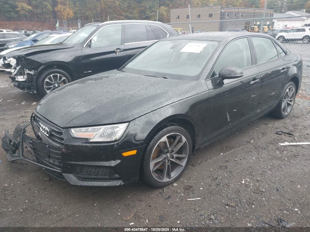 2019 AUDI A4 WAUGMAF46KN022011 Photo 1