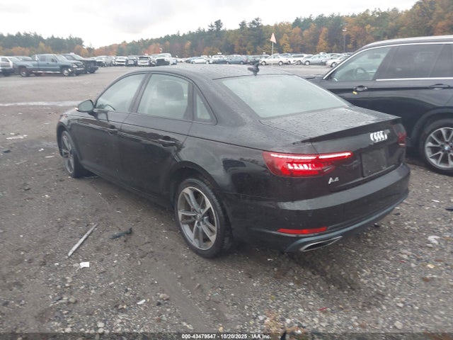 2019 AUDI A4 WAUGMAF46KN022011 Photo 2