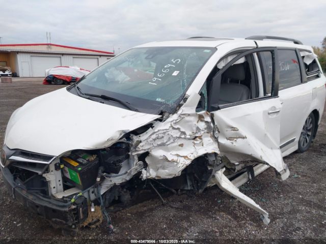 2018 TOYOTA SIENNA 5TDDZ3DC2JS196695 Photo 5