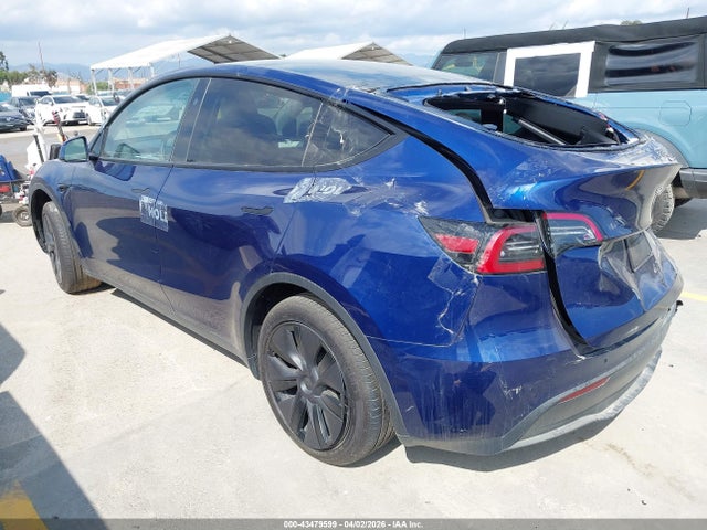 2025 TESLA MODEL Y 7SAYGDED4SF256344 Photo 2