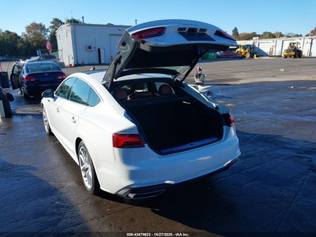2023 AUDI A5 SPORTBACK WAUDACF5XPA021619 Photo 2