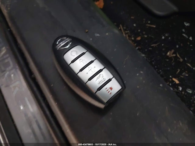 Продаж на аукціоні авто 2018 Nissan Pathfinder Platinum, vin: 5N1DR2MM1JC676873, номер лоту: 43479683