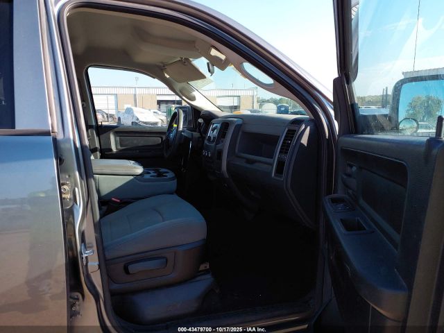 2013 RAM 1500 1C6RR6FP8DS618575 Photo 4