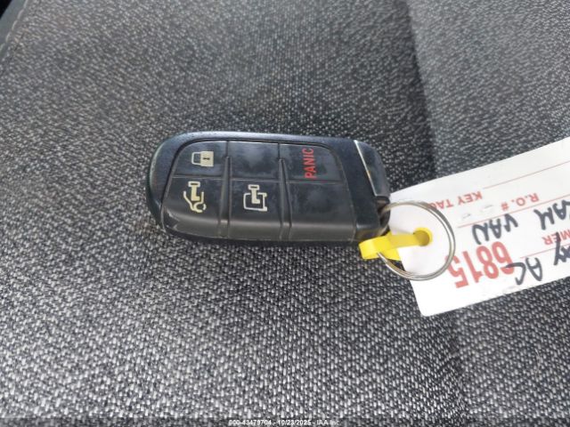 2022 RAM PROMASTER 1500 3C6LRVAG1NE122710 Photo 10