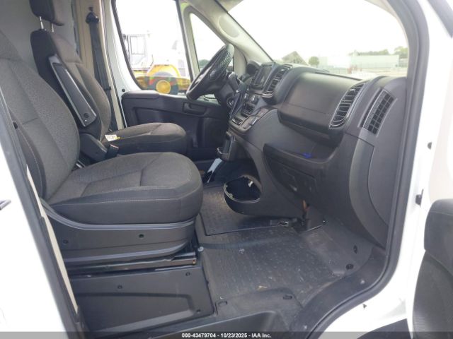 2022 RAM PROMASTER 1500 3C6LRVAG1NE122710 Photo 4