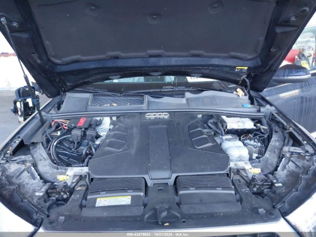 2018 AUDI Q7 WA1LAAF7XJD007692 Photo 9