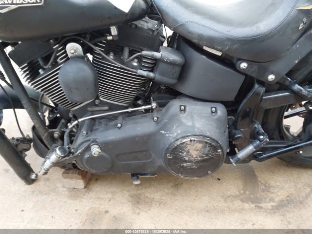 2008 HARLEY-DAVIDSON FXSTB 1HD1JA51X8Y016923 Photo 8