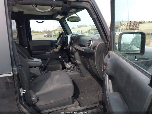 2017 JEEP WRANGLER 1C4AJWAG2HL750901 Photo 4