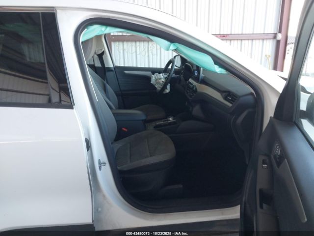 2022 FORD ESCAPE 1FMCU9G67NUA60367 Photo 4