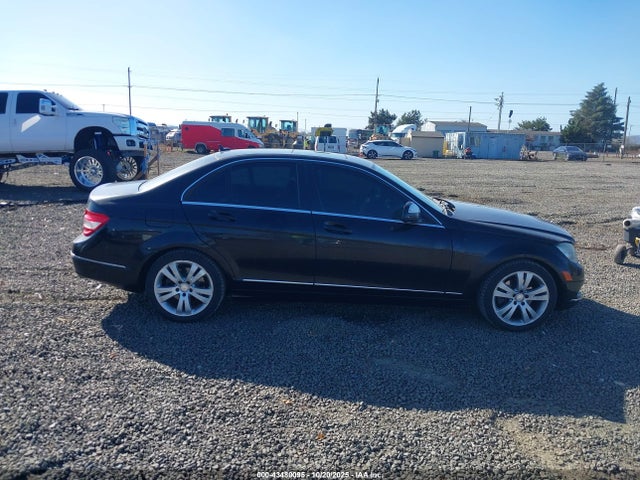 43480095 :رقم المزاد ، WDDGF54XX9F204631 vin ، 2009 Mercedes-benz C 300 Luxury/sport مزاد بيع