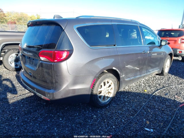 2020 CHRYSLER PACIFICA 2C4RC1BG7LR140328 Photo 3