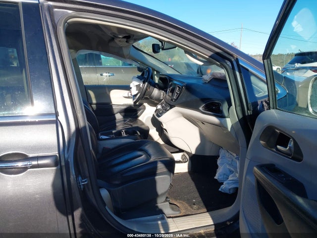 2020 CHRYSLER PACIFICA 2C4RC1BG7LR140328 Photo 4