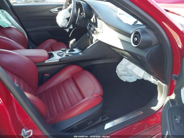 2022 ALFA ROMEO GIULIA ZARFAMBN0N7665492 Photo 4