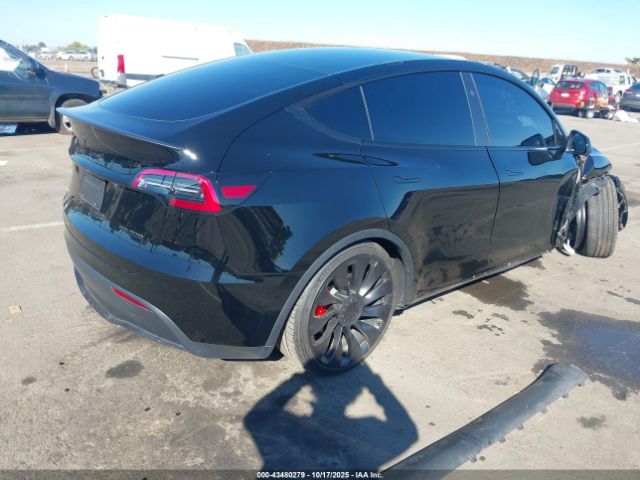2023 TESLA MODEL Y 7SAYGDEF7PF908219 Photo 3