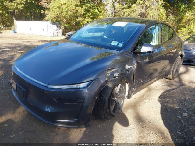 2026 TESLA MODEL Y 7SAYGDEE9TA488171 Photo 1