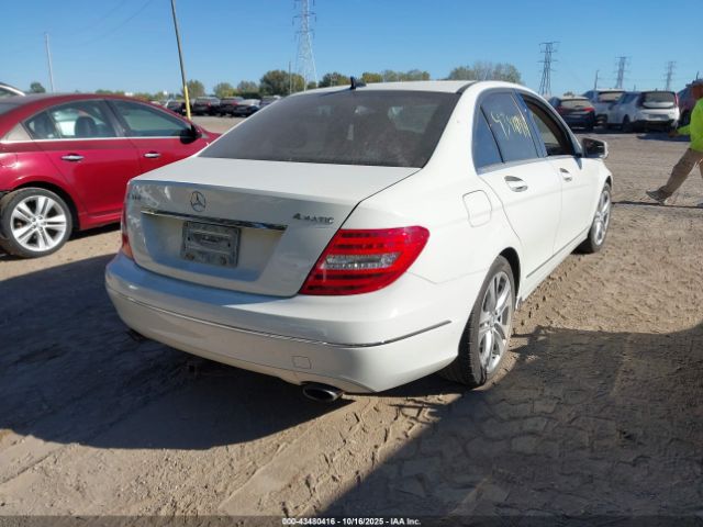 2012 MERCEDES-BENZ C 300 WDDGF8BB5CR194332 Photo 3