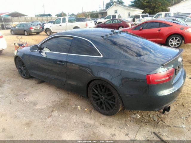 2011 AUDI A5 WAULFAFR4BA018020 Photo 2