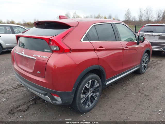 2018 MITSUBISHI ECLIPSE CROSS JA4AT5AA0JZ044782 Photo 3