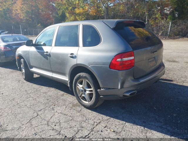 2010 PORSCHE CAYENNE WP1AA2APXALA09456 Photo 2