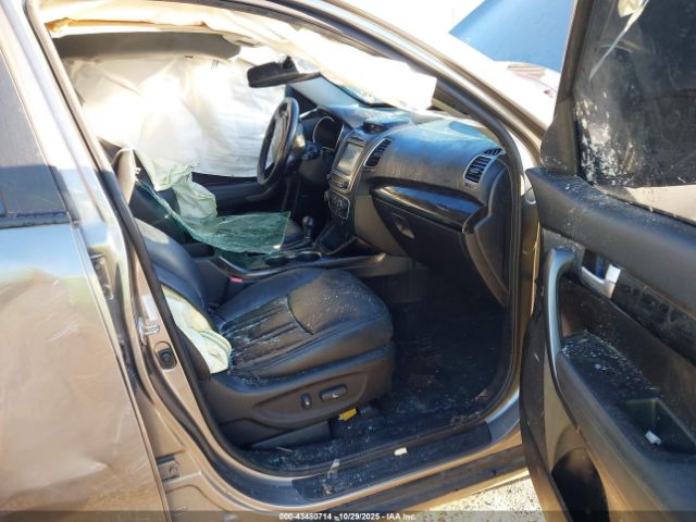 2014 KIA SORENTO 5XYKTDA69EG516594 Photo 4