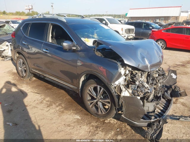 2017 NISSAN ROGUE 5N1AT2MV6HC862044