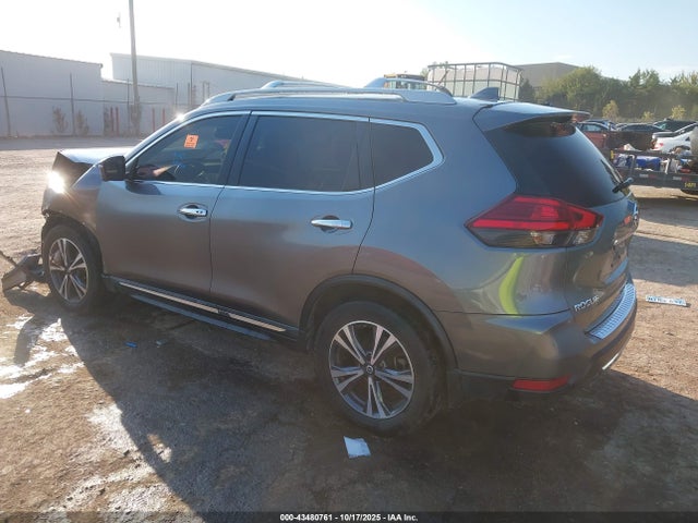 2017 NISSAN ROGUE 5N1AT2MV6HC862044 Photo 2