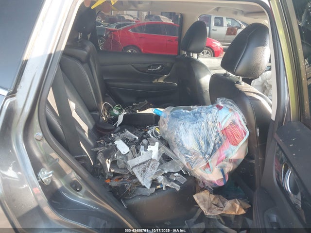 2017 NISSAN ROGUE 5N1AT2MV6HC862044 Photo 7