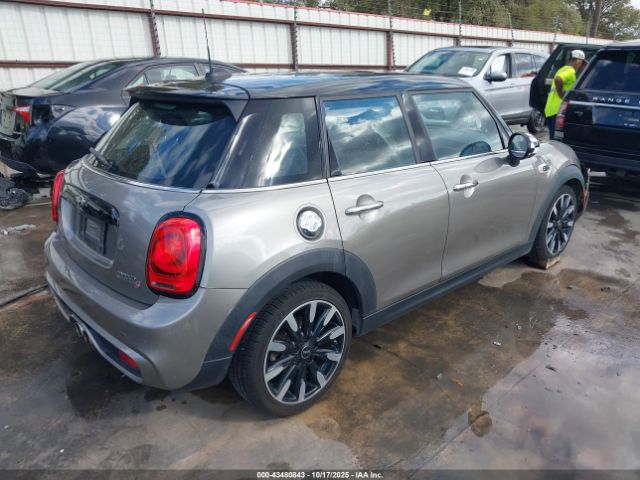 2018 MINI HARDTOP WMWXU3C59J2F49827 Photo 3