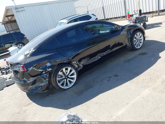 2020 TESLA MODEL 3 5YJ3E1EA1LF615748 Photo 3