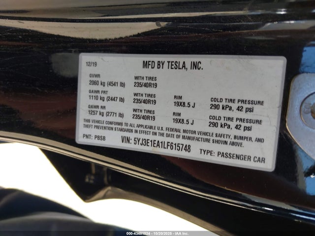 2020 TESLA MODEL 3 5YJ3E1EA1LF615748 Photo 8