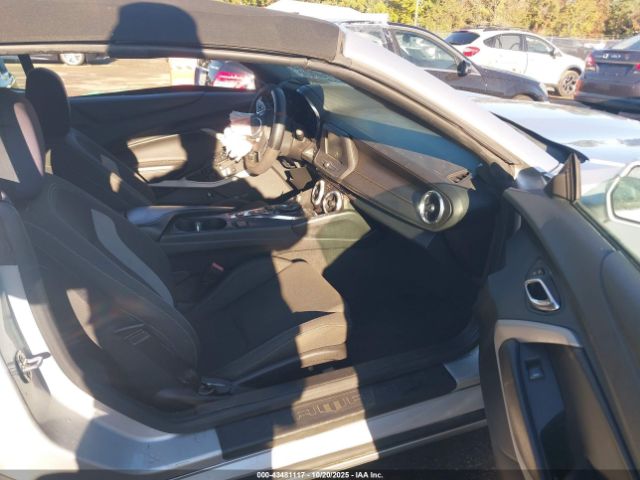 2018 CHEVROLET CAMARO 1G1FB3DX9J0167268 Photo 4