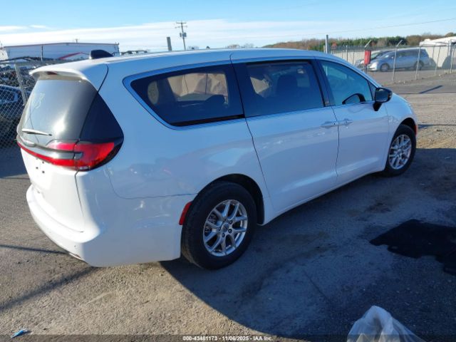 2024 CHRYSLER PACIFICA 2C4RC1BGXRR190150 Photo 3