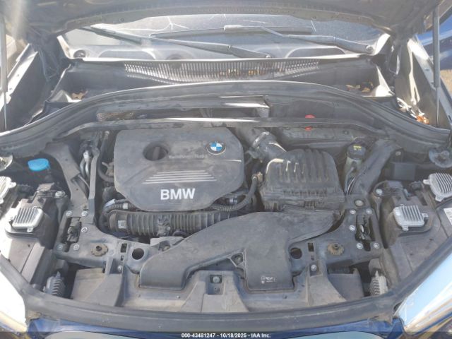2016 BMW X1 WBXHT3C36GP881681 Photo 9