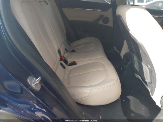 2016 BMW X1 WBXHT3C36GP881681 Photo 7