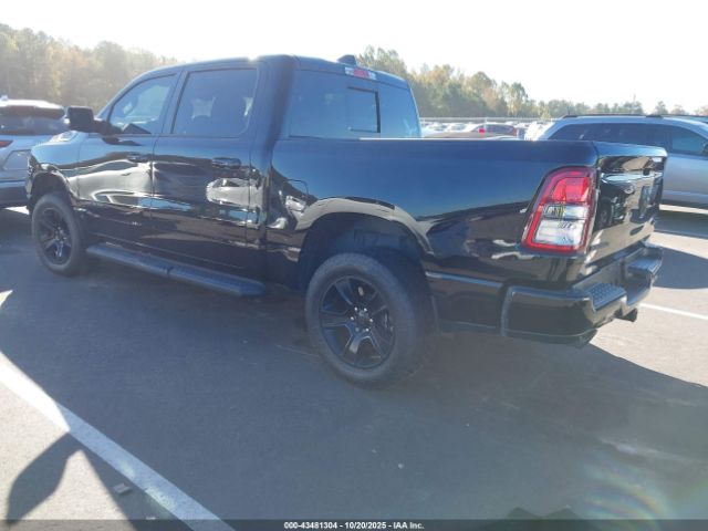 2022 RAM 1500 1C6SRFFT0NN220467 Photo 2