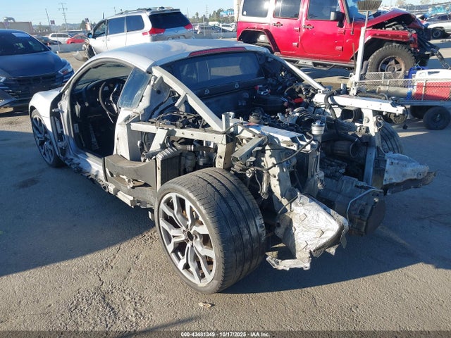 2009 AUDI R8 WUAAN34289N003850 Photo 2