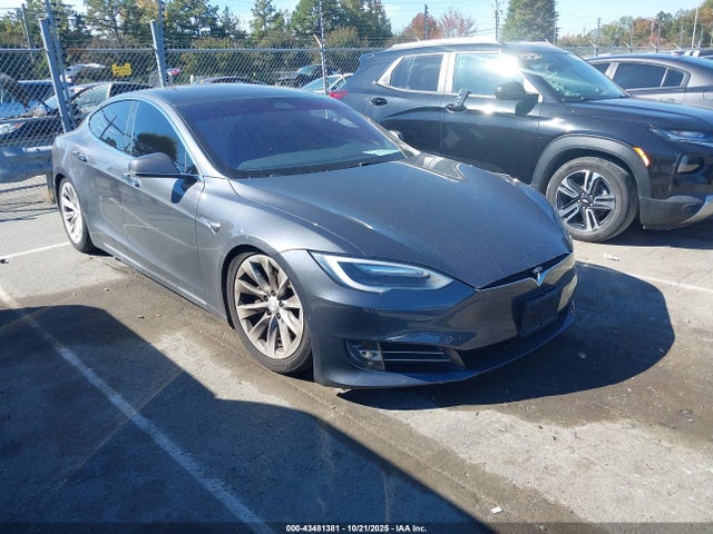 2017 TESLA MODEL S 5YJSA1E25HF213092 Photo 0