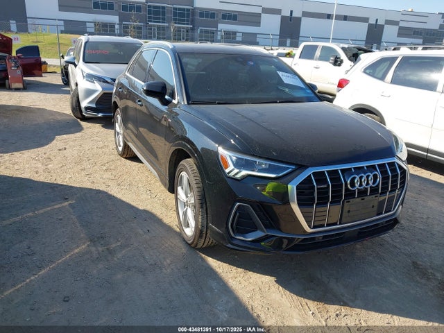 2022 AUDI Q3 WA1EECF38N1021085 Photo 0