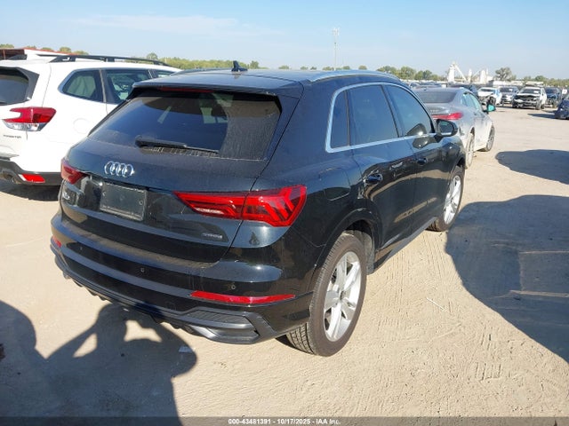 2022 AUDI Q3 WA1EECF38N1021085 Photo 3