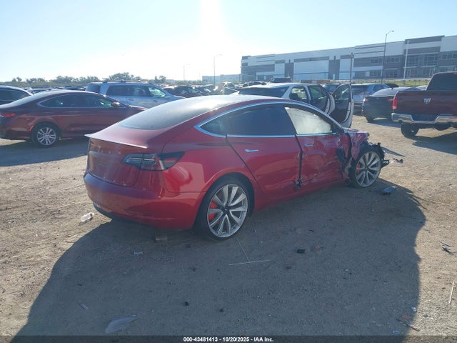 2018 TESLA MODEL 3 5YJ3E1EBXJF106229 Photo 3