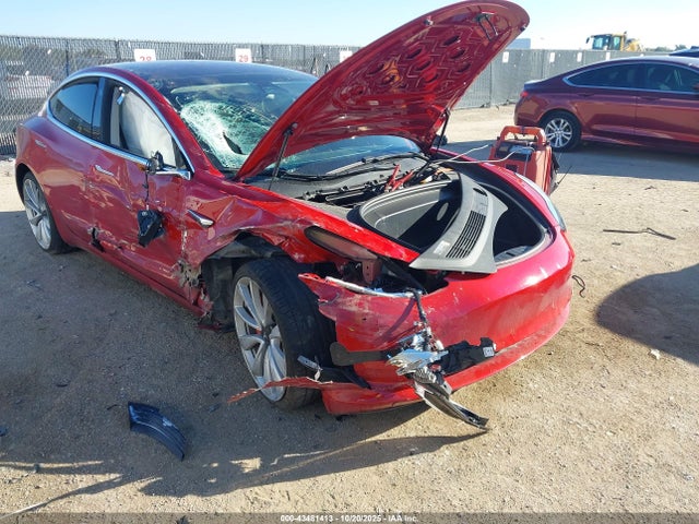 2018 TESLA MODEL 3 5YJ3E1EBXJF106229 Photo 5