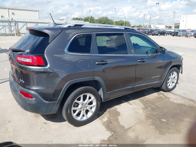 1C4PJLCB1EW204367 Jeep Cherokee Latitude
