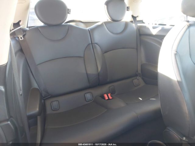 2011 MINI COOPER WMWSU3C56BT094728 Photo 7