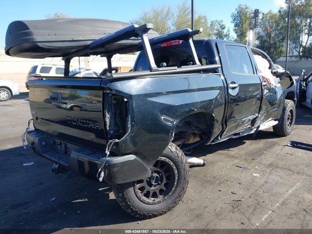 5TFAY5F11KX814257 Toyota Tundra Platinum 5.7l V8