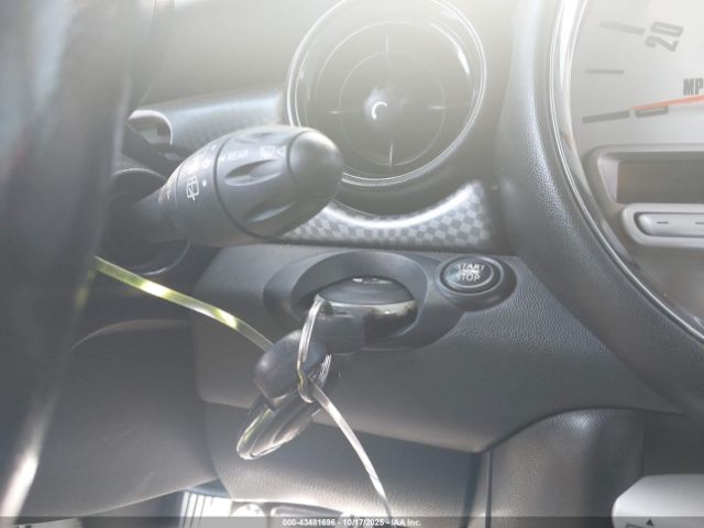 2009 MINI COOPER S CLUBMAN WMWMM33599TP72990 Photo 10