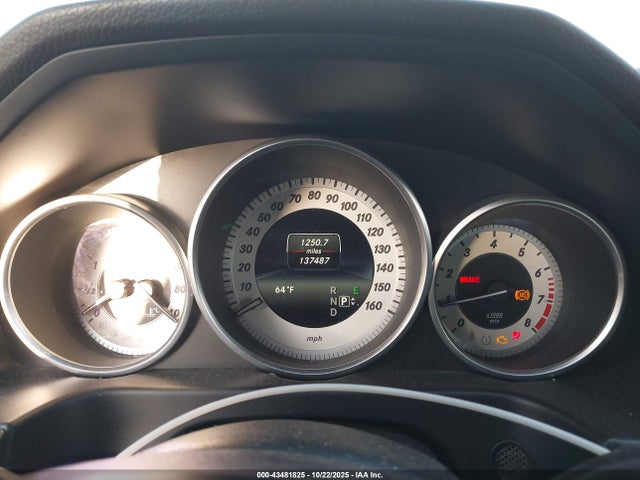 2015 Mercedes-benz E 350 მანქანა იყიდება აუქციონზე, vin: WDDHF5KB7FB124900, აუქციონის ნომერი: 43481825