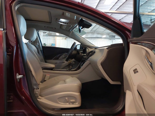 Продажа на аукционе авто 2015 Buick Lacrosse Premium Ii, vin: 1G4GF5G30FF242945, номер лота: 43481827